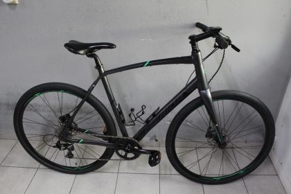 Rower gravel z prostą kier. MERIDA SPEEDER 300, Roz. 56 cm, Koła 28", SRAM APEX